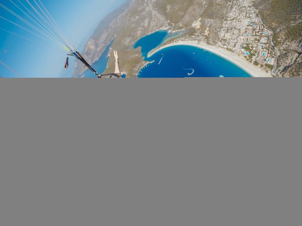 Baptême de parapente sur le lac d'Annecy : vivez une expérience unique