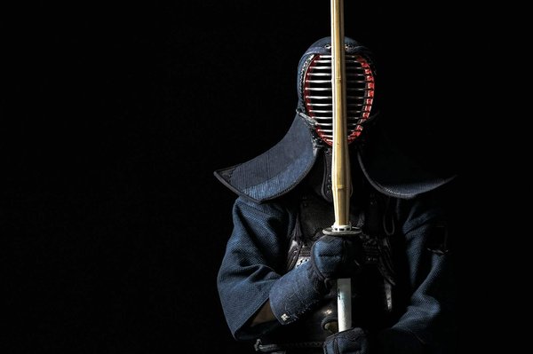 Comment le Kendo peut-il améliorer la capacité de prise de décision rapide et sous pression?